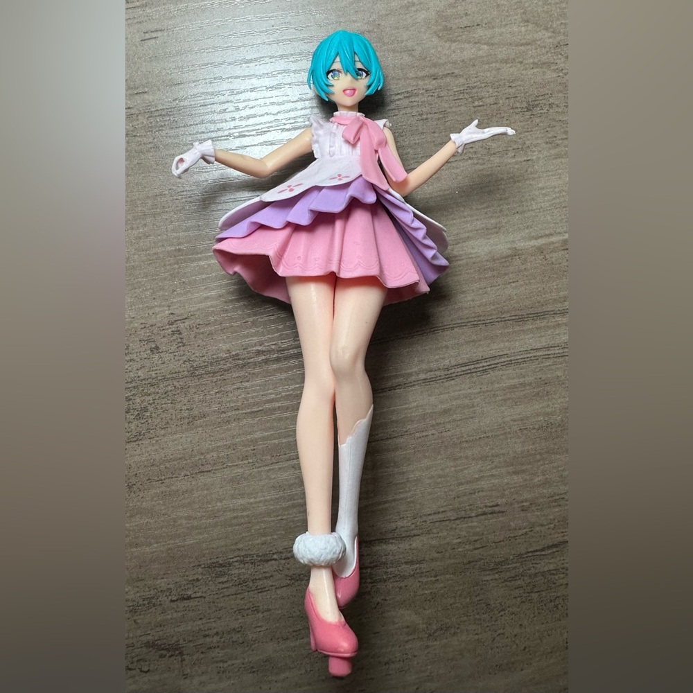 Figure 7.5” Hatsune Miku Vocaloid, Anime, Manga‎ Gift Toy No Stand.